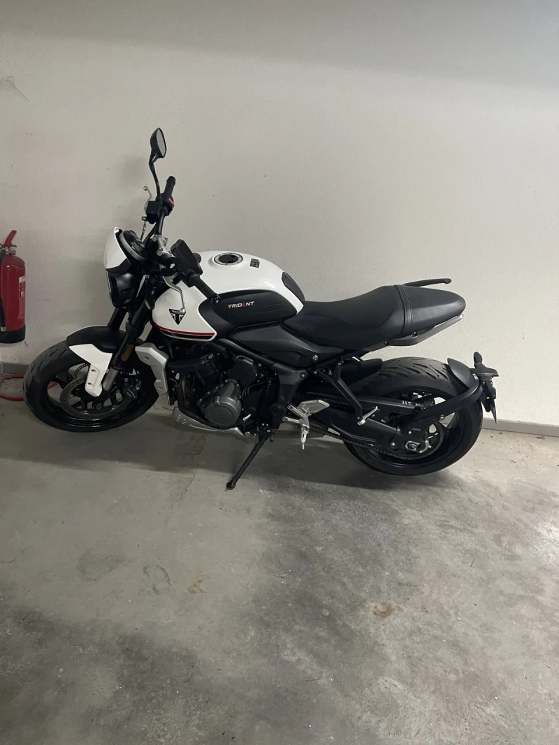 Triumph Trident, снимка 2 - Мотоциклети и мототехника - 52104067