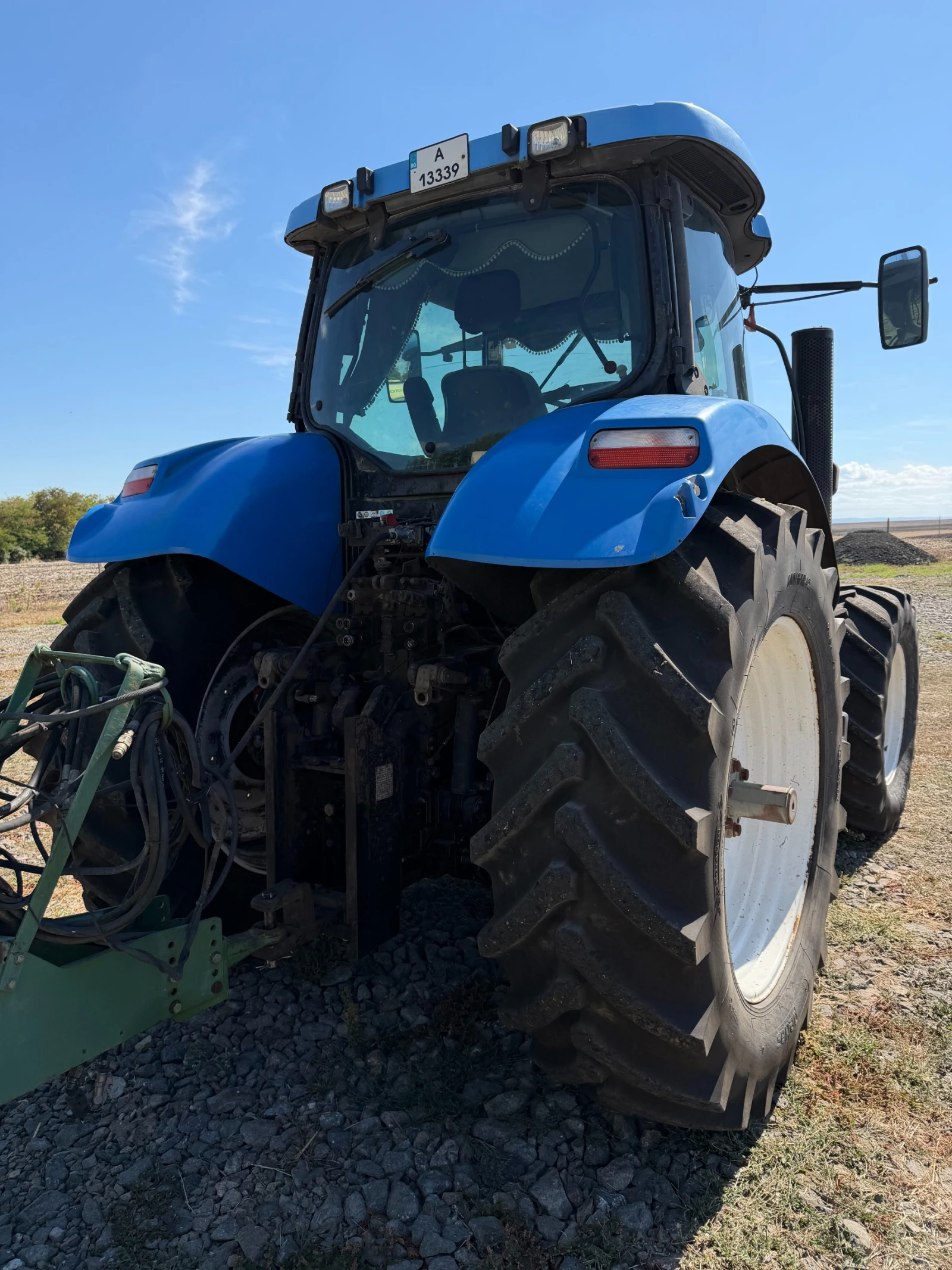 Трактор New Holland T7050, снимка 4 - Селскостопанска техника - 56335374