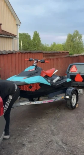 Джет Bombardier Sea Doo Spark Trixx, снимка 3
