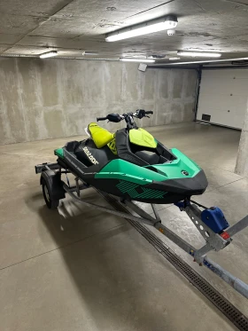 Джет Bombardier Sea Doo Spark Trixx, снимка 2