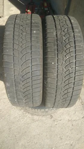 Гуми Зимни 215/65R16, снимка 2