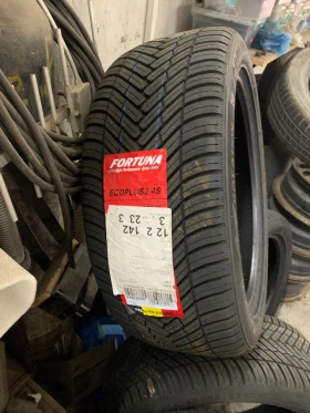 Гуми Всесезонни 245/45R19, снимка 1