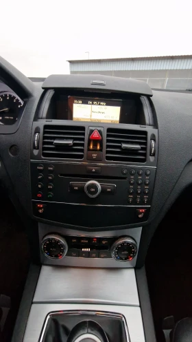 Mercedes-Benz C 180 ПАНОРАМА, подгрев, 6 ск., снимка 14