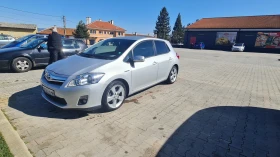 Toyota Auris 1.8i hybrid - 6399 € / 12515.36 лв. - 17921030 2