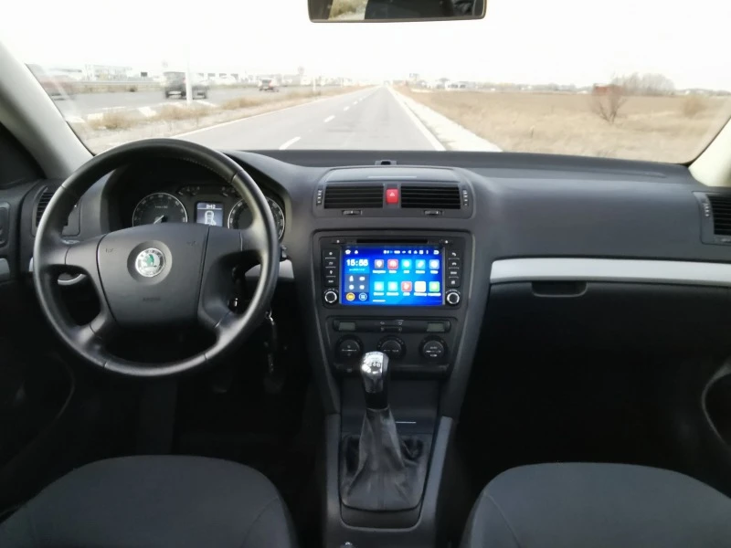 Skoda Octavia 2.0TDI 140ks, снимка 7 - Автомобили и джипове - 43506406