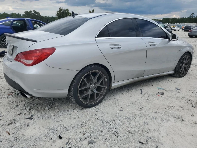 Mercedes-Benz CLA 250, снимка 4 - Автомобили и джипове - 47240956