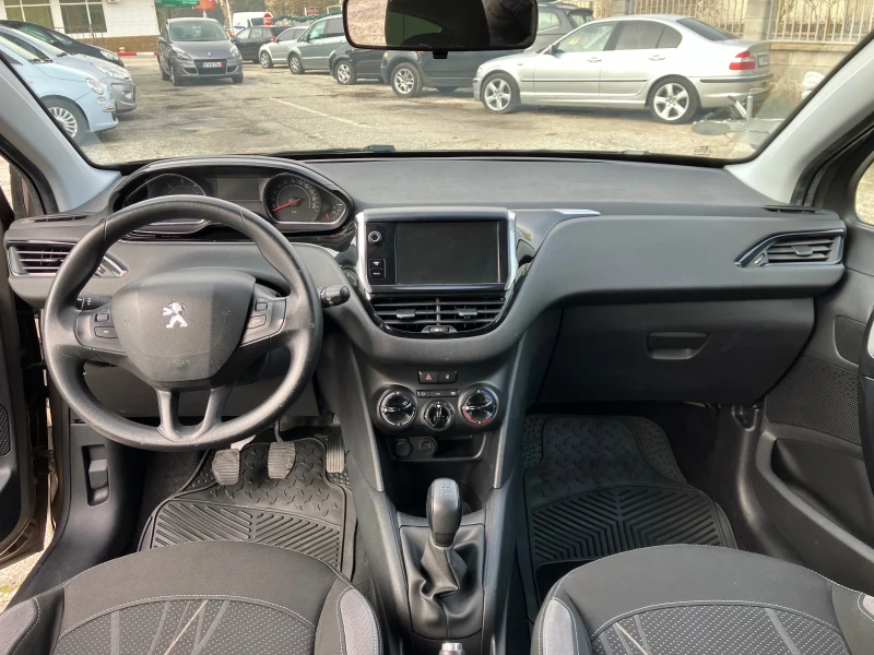 Peugeot 208 1.4-HDI-68kc, снимка 10 - Автомобили и джипове - 47314356