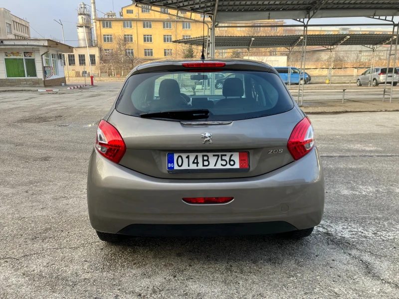 Peugeot 208 1.4-HDI-68kc, снимка 6 - Автомобили и джипове - 47314356