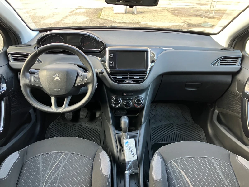 Peugeot 208 1.4-HDI-68kc, снимка 10 - Автомобили и джипове - 47314356