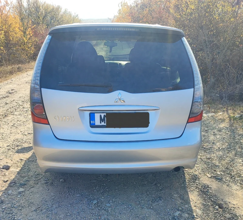 Mitsubishi Grandis 2.4 i. 16V MIVEC* 5+ 1* ГАЗ, снимка 4 - Автомобили и джипове - 47790410