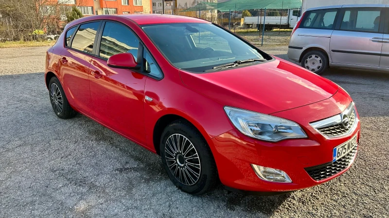 Opel Astra, снимка 7 - Автомобили и джипове - 48055511