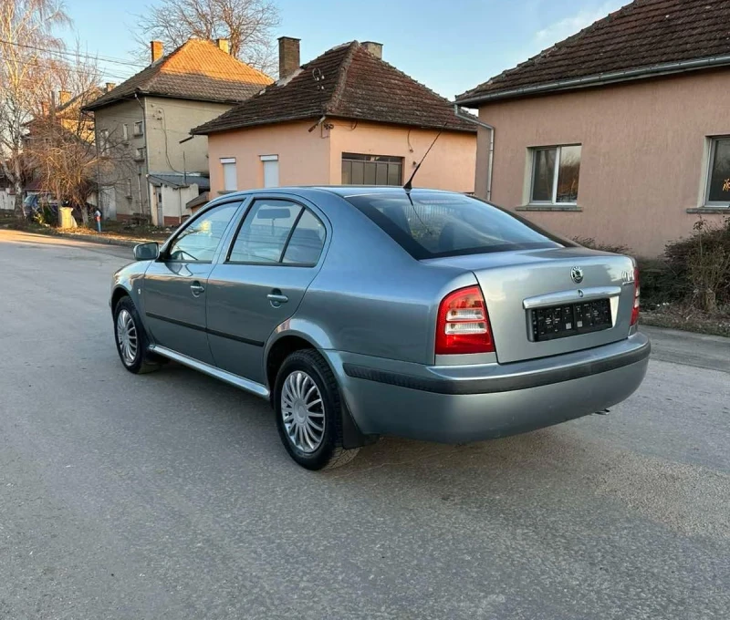 Skoda Octavia 1.9TDI 196000км, снимка 4 - Автомобили и джипове - 49392916