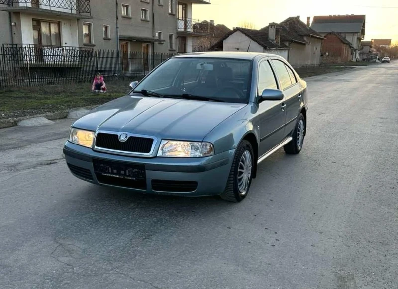 Skoda Octavia 1.9TDI 196000км, снимка 3 - Автомобили и джипове - 49392916