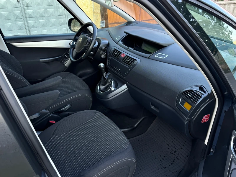 Citroen C4 Picasso 1.6i FACELIFT* LED* EXCLUSIVE* 189 000км* , снимка 8 - Автомобили и джипове - 50983692