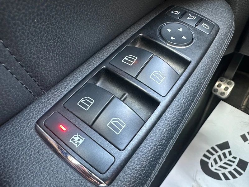 Mercedes-Benz E 350 3.0d 231 к.с., снимка 17 - Автомобили и джипове - 51520310