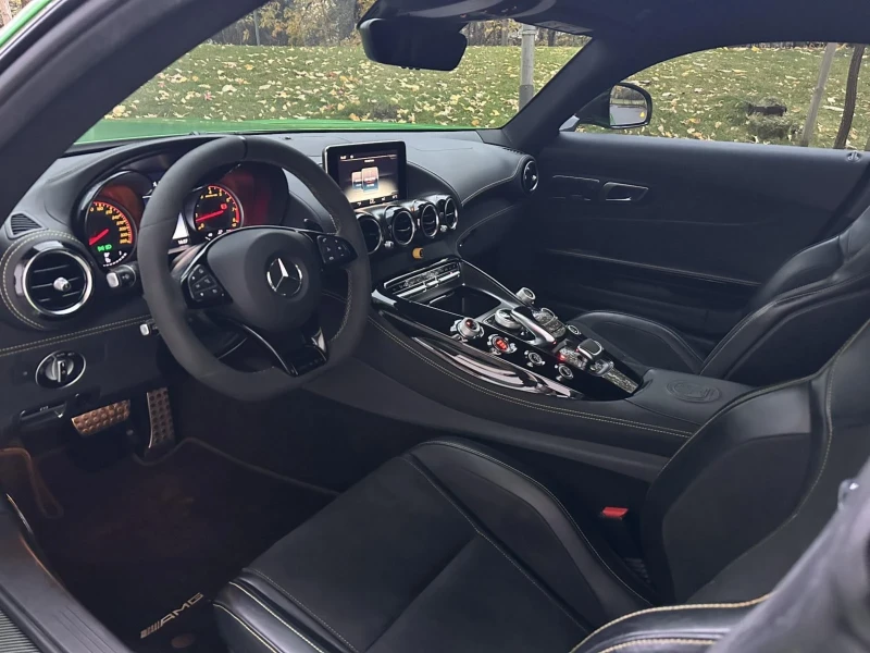 Mercedes-Benz AMG GT R CERAMIC / DOWNPIPE / STAGE 2 / 700кс, снимка 9 - Автомобили и джипове - 52343586