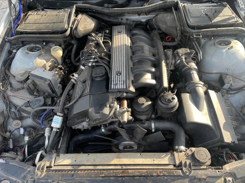 BMW 520 E 39, снимка 11 - Автомобили и джипове - 52838281