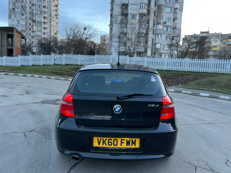 BMW 120 D 143кс FACELIFT, снимка 5 - Автомобили и джипове - 53526132