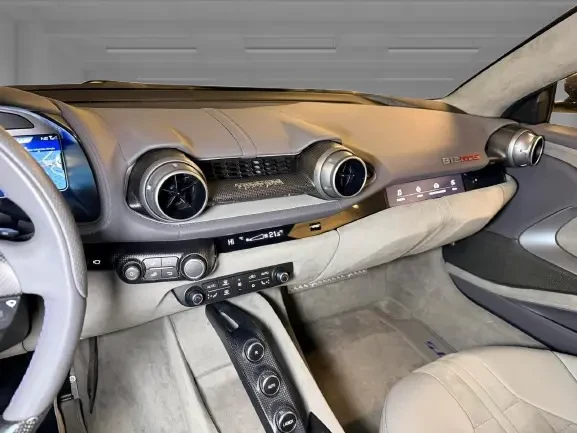 Ferrari 812 GTS = Carbon = �������� | Mobile.bg � ����������� 6