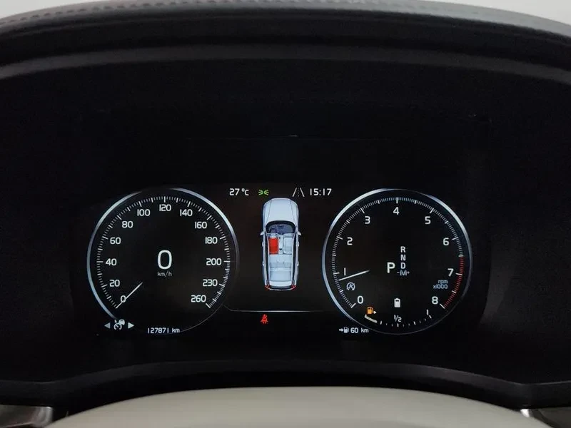 Volvo V60 Cross Country 2Nd Generation B5 Pro Awd, снимка 8 - Автомобили и джипове - 55000437