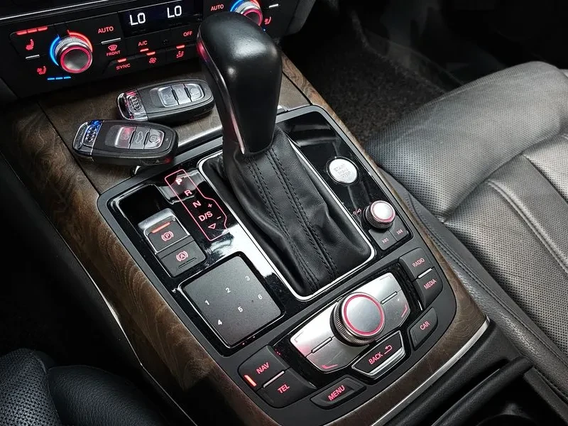 Audi A6 35 Tdi Premium C7, снимка 8 - Автомобили и джипове - 56117833