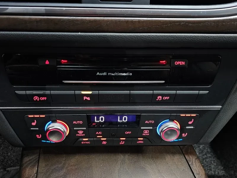 Audi A6 35 Tdi Premium C7, снимка 16 - Автомобили и джипове - 56117833