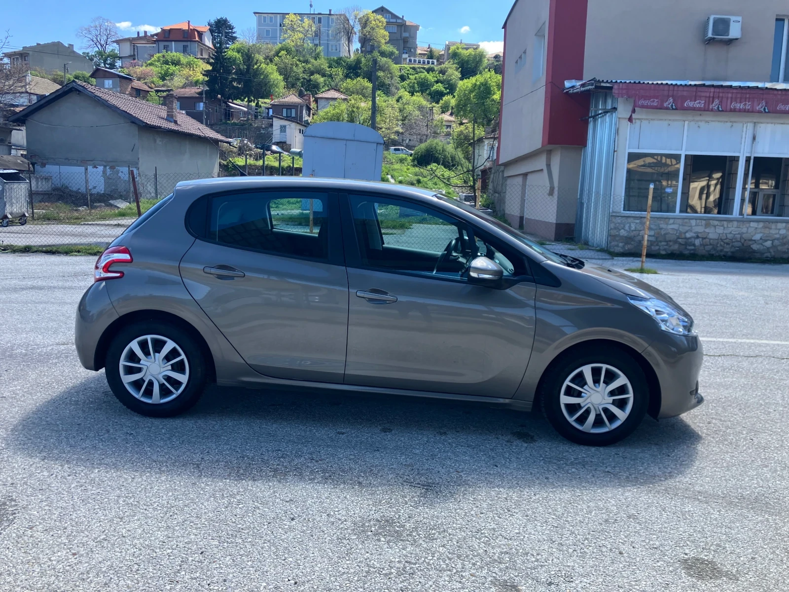 Peugeot 208 1.4-HDI-68kc - изображение 4