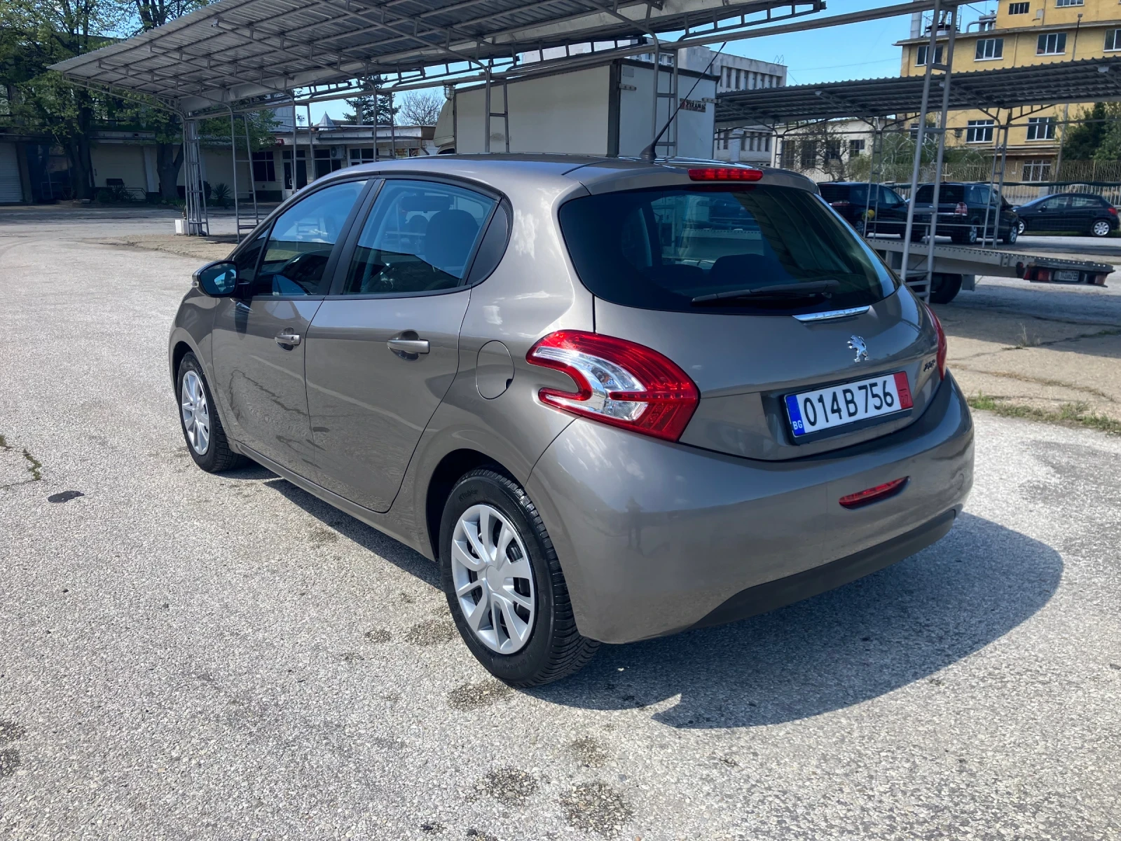 Peugeot 208 1.4-HDI-68kc - изображение 7