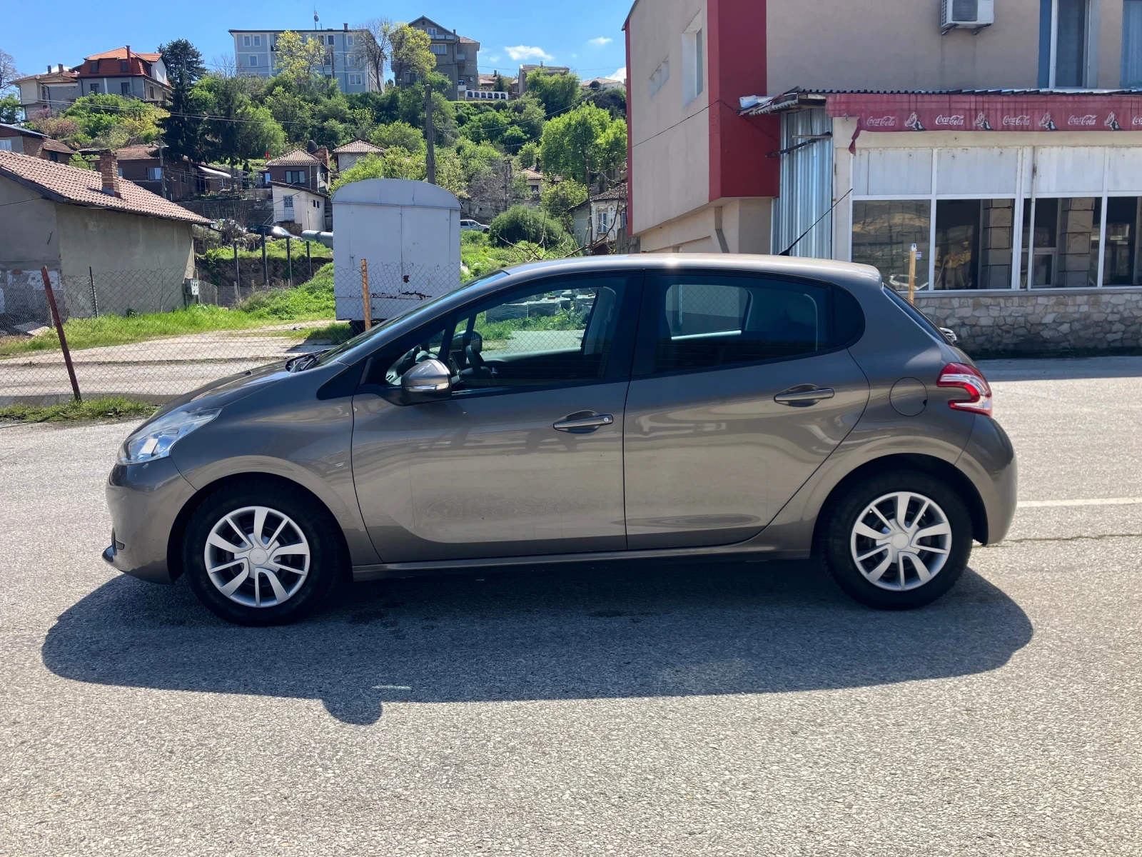 Peugeot 208 1.4-HDI-68kc - изображение 8