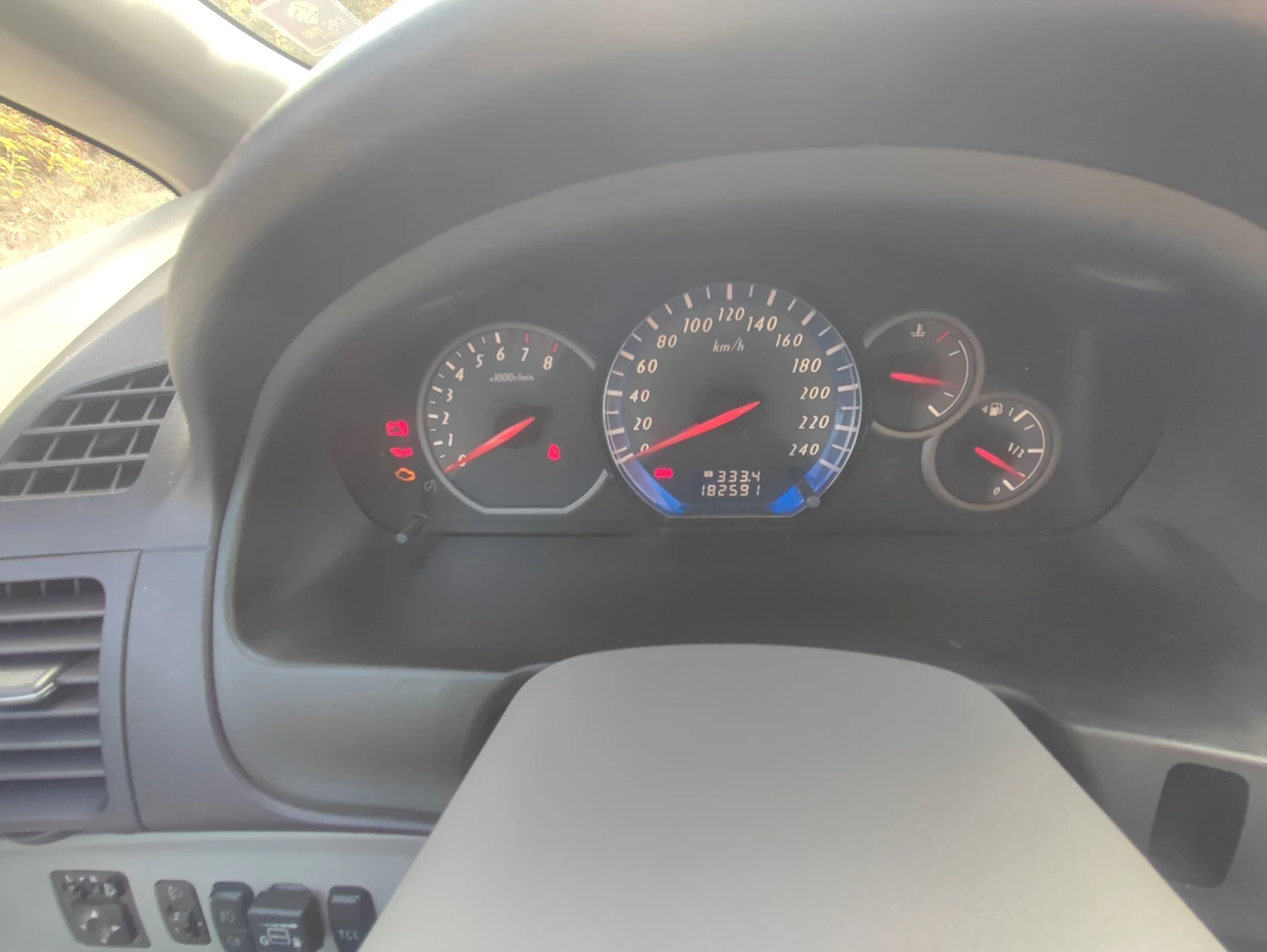 Mitsubishi Grandis 2.4 i. 16V MIVEC* 5+ 1* ГАЗ | Mobile.bg — изображение 15