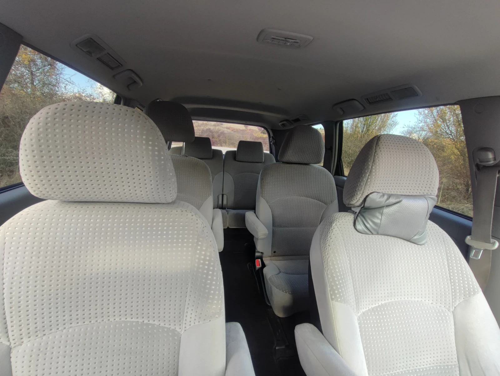 Mitsubishi Grandis 2.4 i. 16V MIVEC* 5+ 1* ГАЗ | Mobile.bg — изображение 12