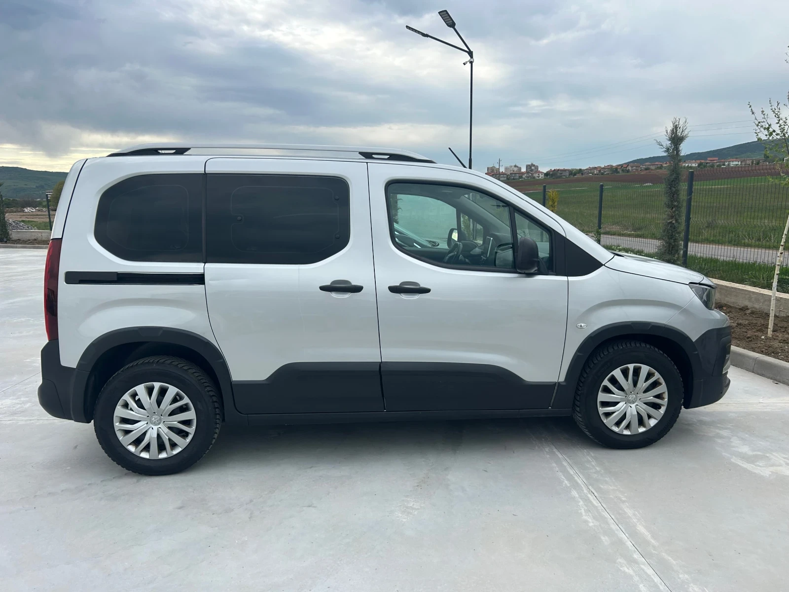 Peugeot Rifter 1.5HDI 105к.с - изображение 5