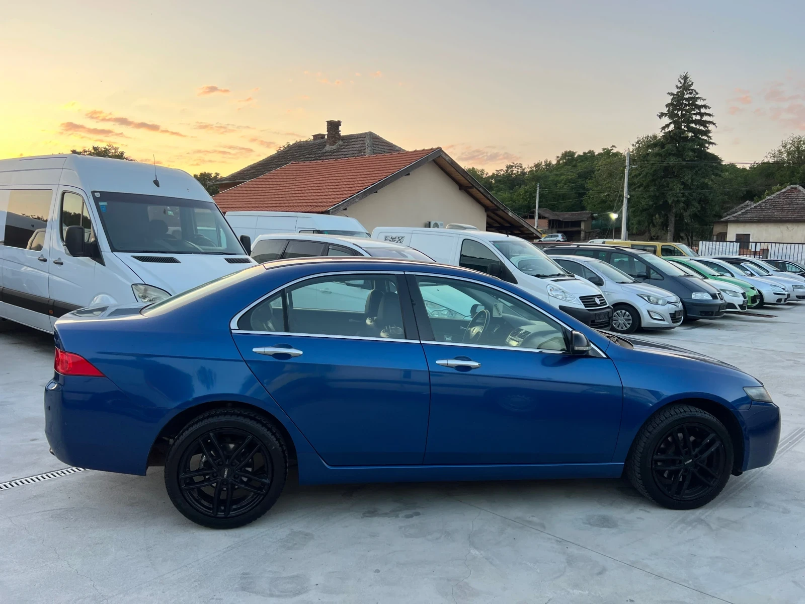 Honda Accord 2.2CTDI 140К.С. - изображение 4