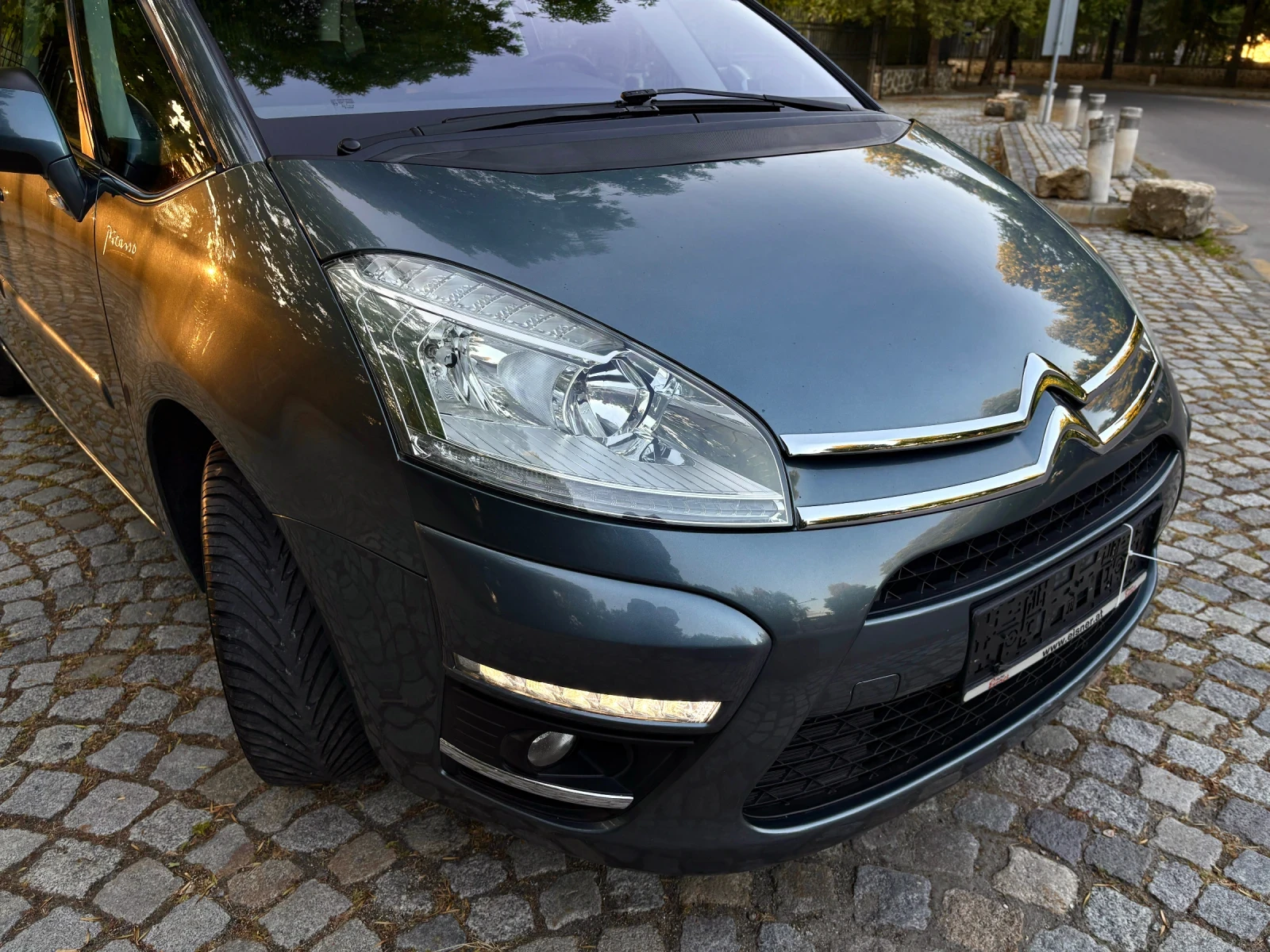 Citroen C4 Picasso 1.6i FACELIFT* LED* EXCLUSIVE* 189 000*  | Mobile.bg   16