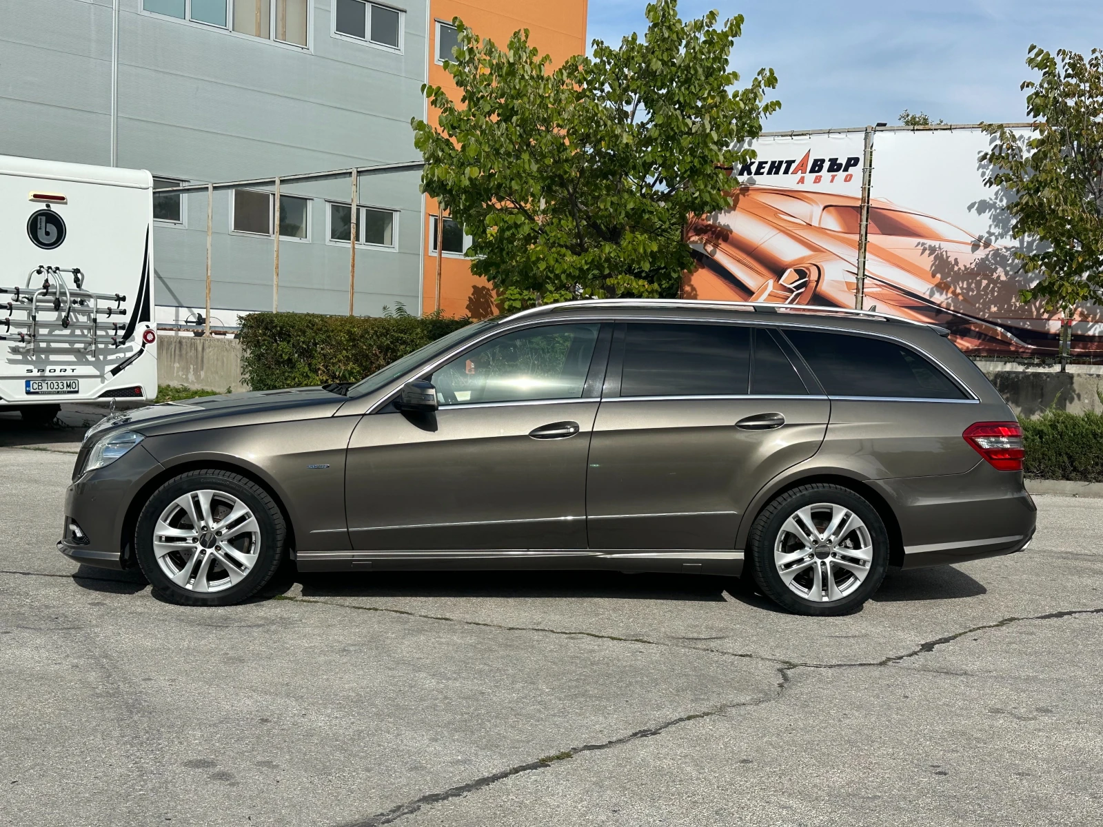 Mercedes-Benz E 350 3.0d 231 к.с. - изображение 2