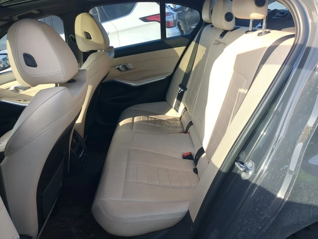 BMW 330 * 330I XDRIVE * CARFAX * ЦЕНА ДО БГ - изображение 10