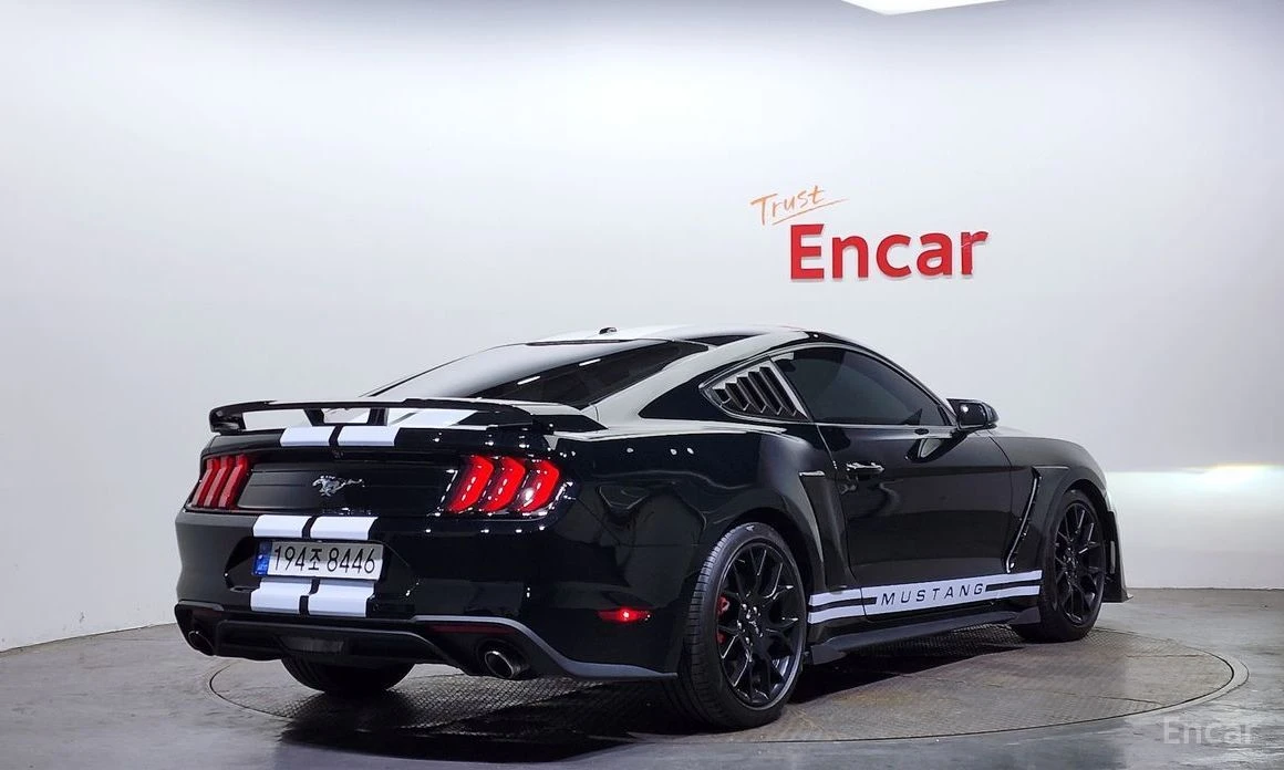 Ford Mustang  - изображение 2