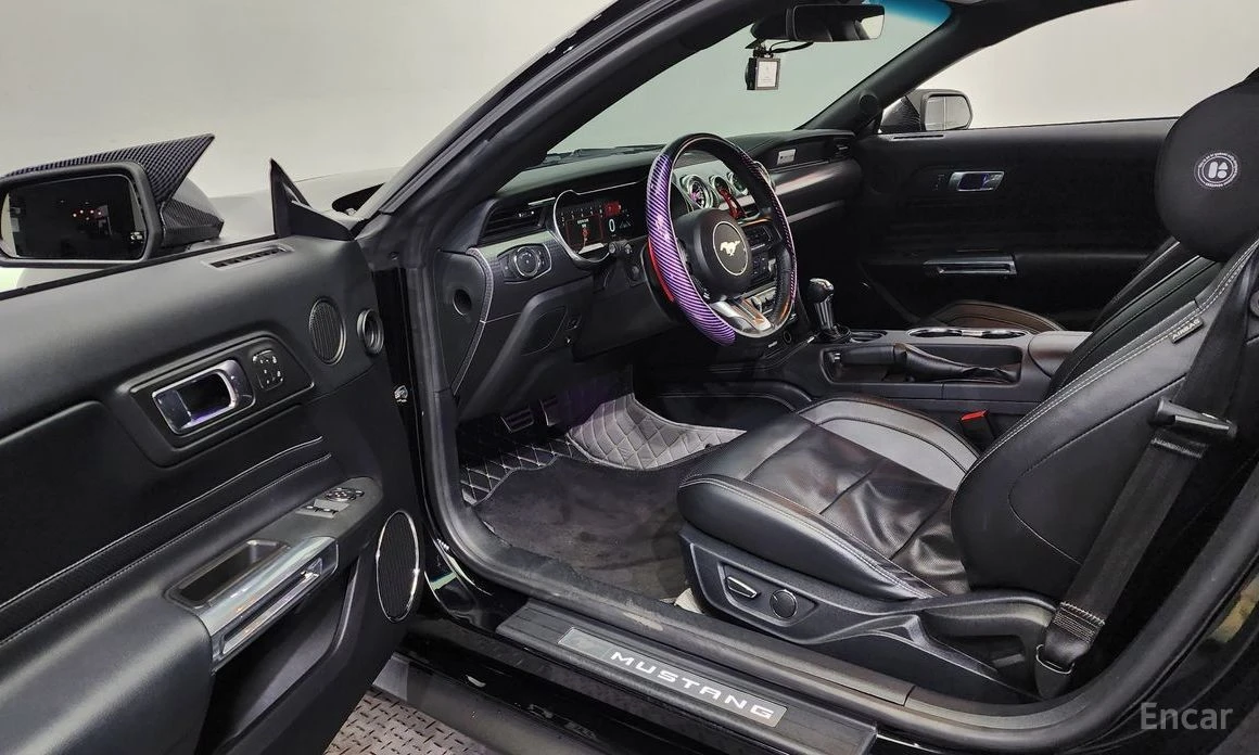 Ford Mustang  - изображение 10