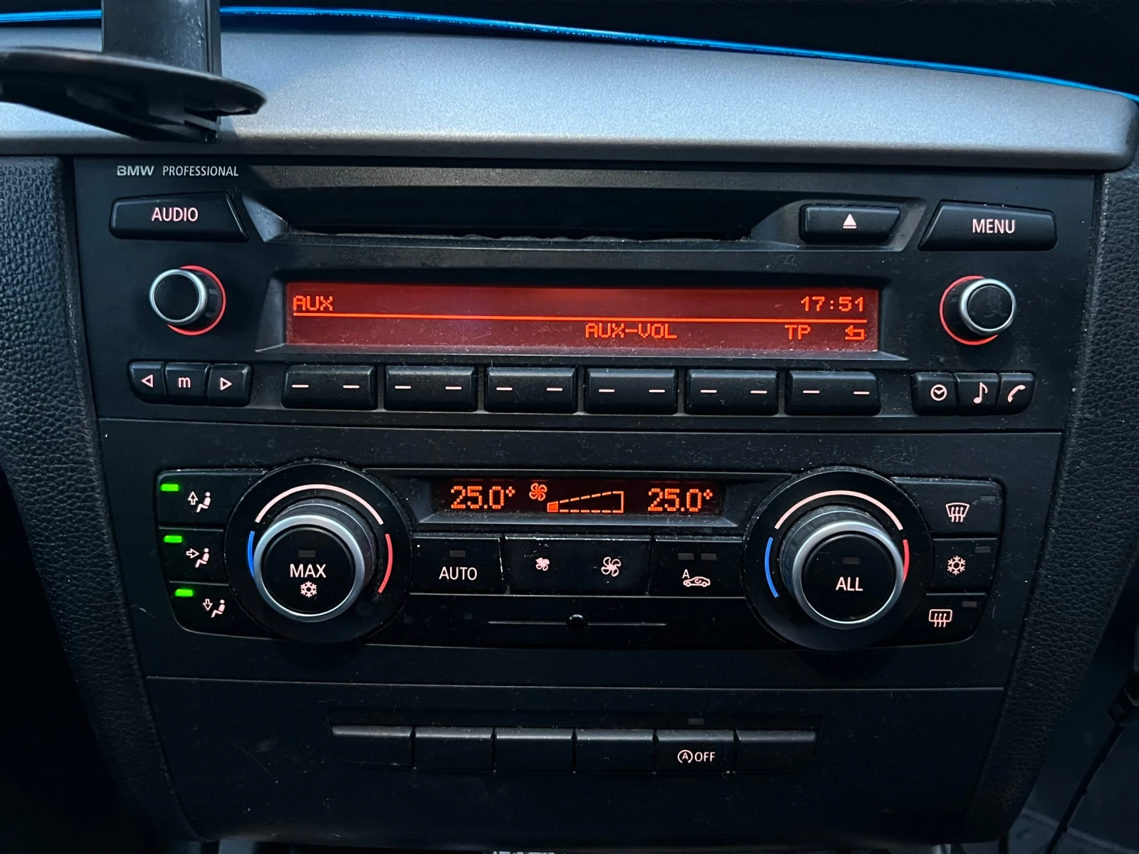 BMW 120 D 143�� FACELIFT | Mobile.bg � ����������� 10