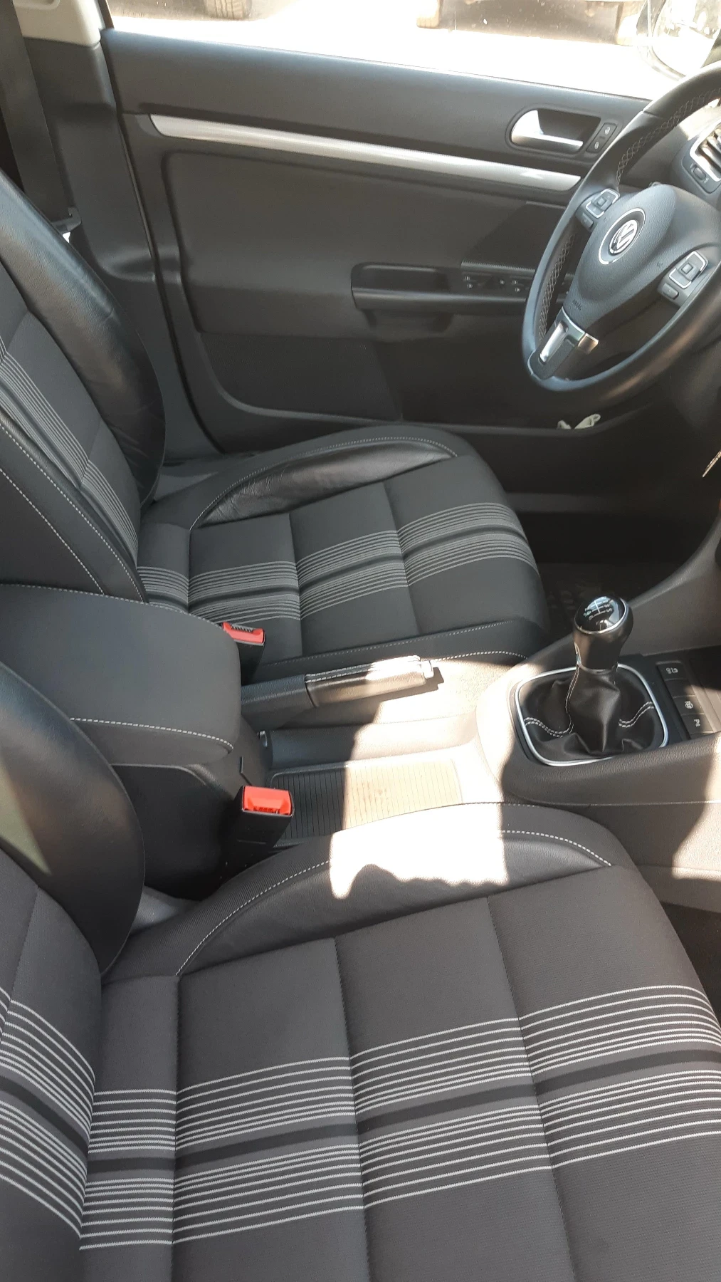 VW Golf Golf VI 2.0 TDI MATCH  - изображение 6