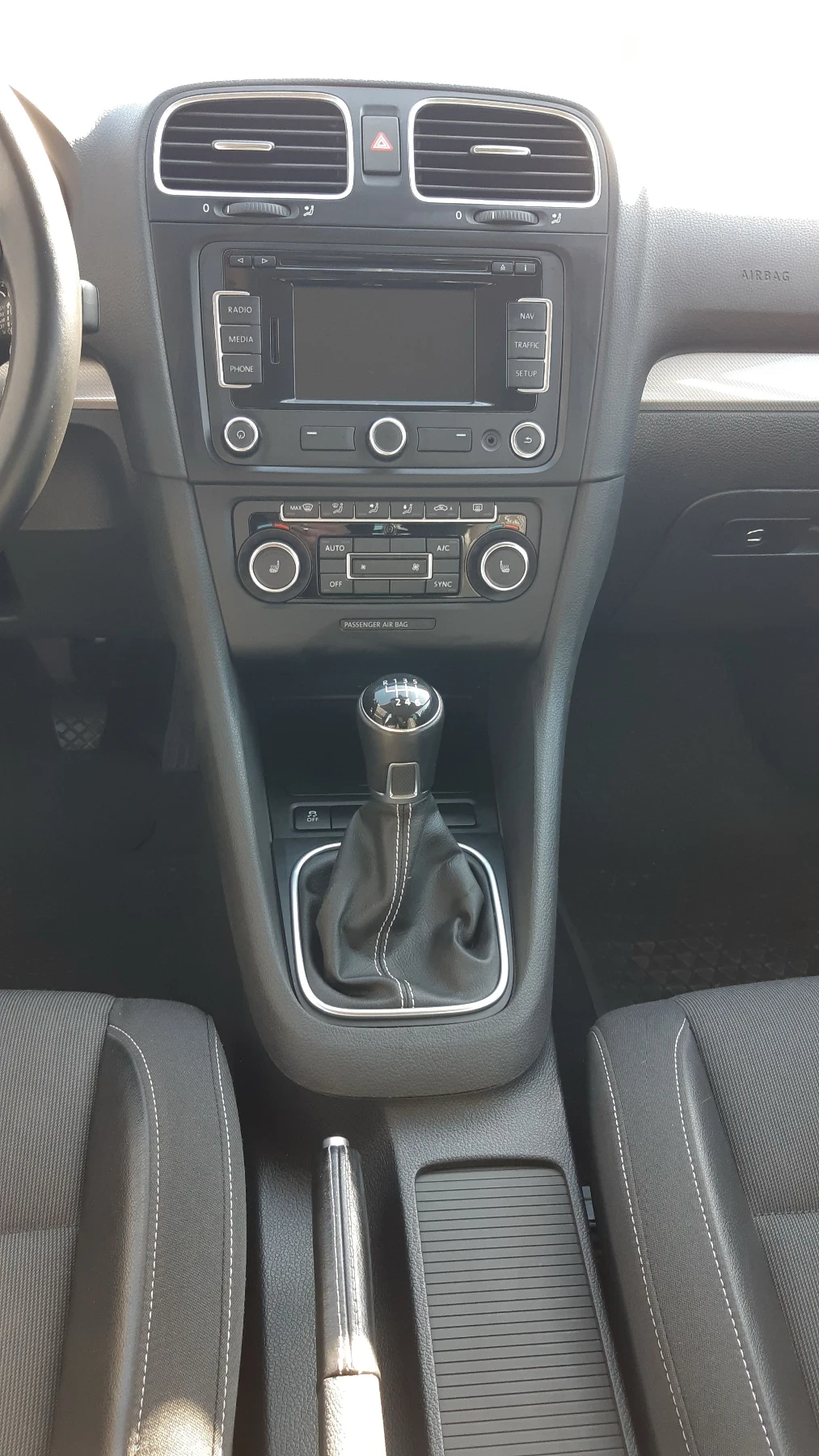 VW Golf Golf VI 2.0 TDI MATCH , снимка 16 - Автомобили и джипове - 53623882