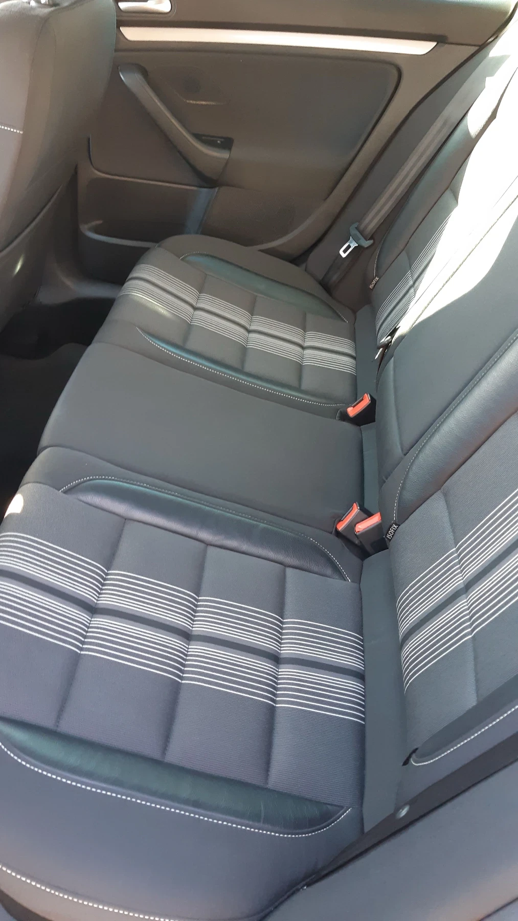 VW Golf Golf VI 2.0 TDI MATCH , снимка 17 - Автомобили и джипове - 53623882