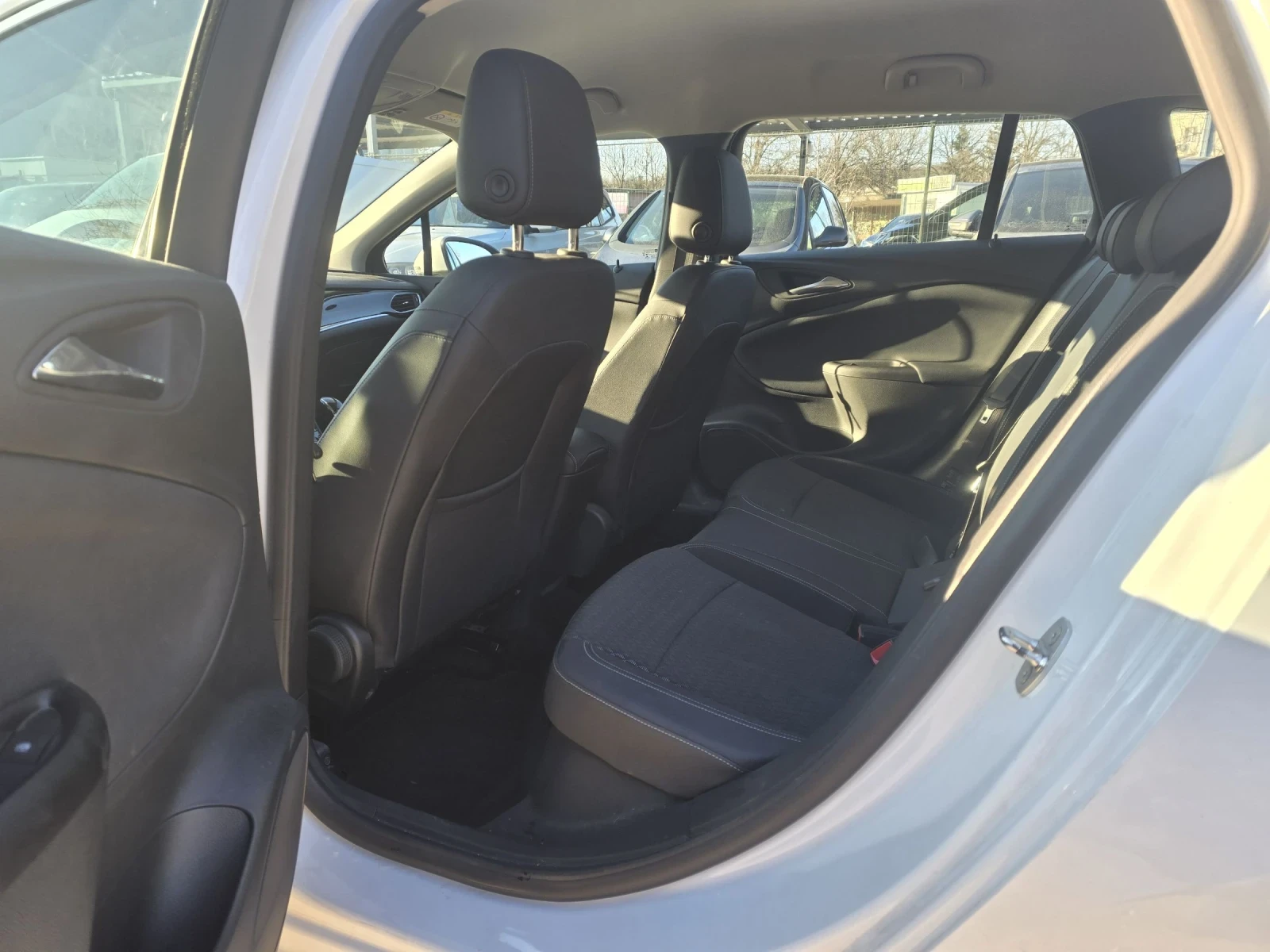 Opel Astra 1.6cdti 110�.� ������� � ������ | Mobile.bg � ����������� 11