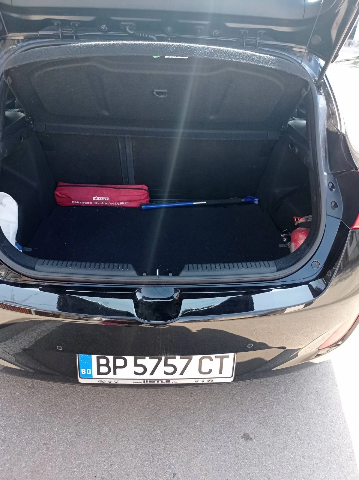 Hyundai I30 1.4i, снимка 4 - Автомобили и джипове - 53878394