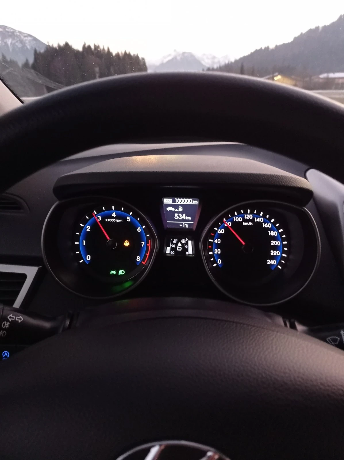 Hyundai I30 1.4i, снимка 9 - Автомобили и джипове - 53878394