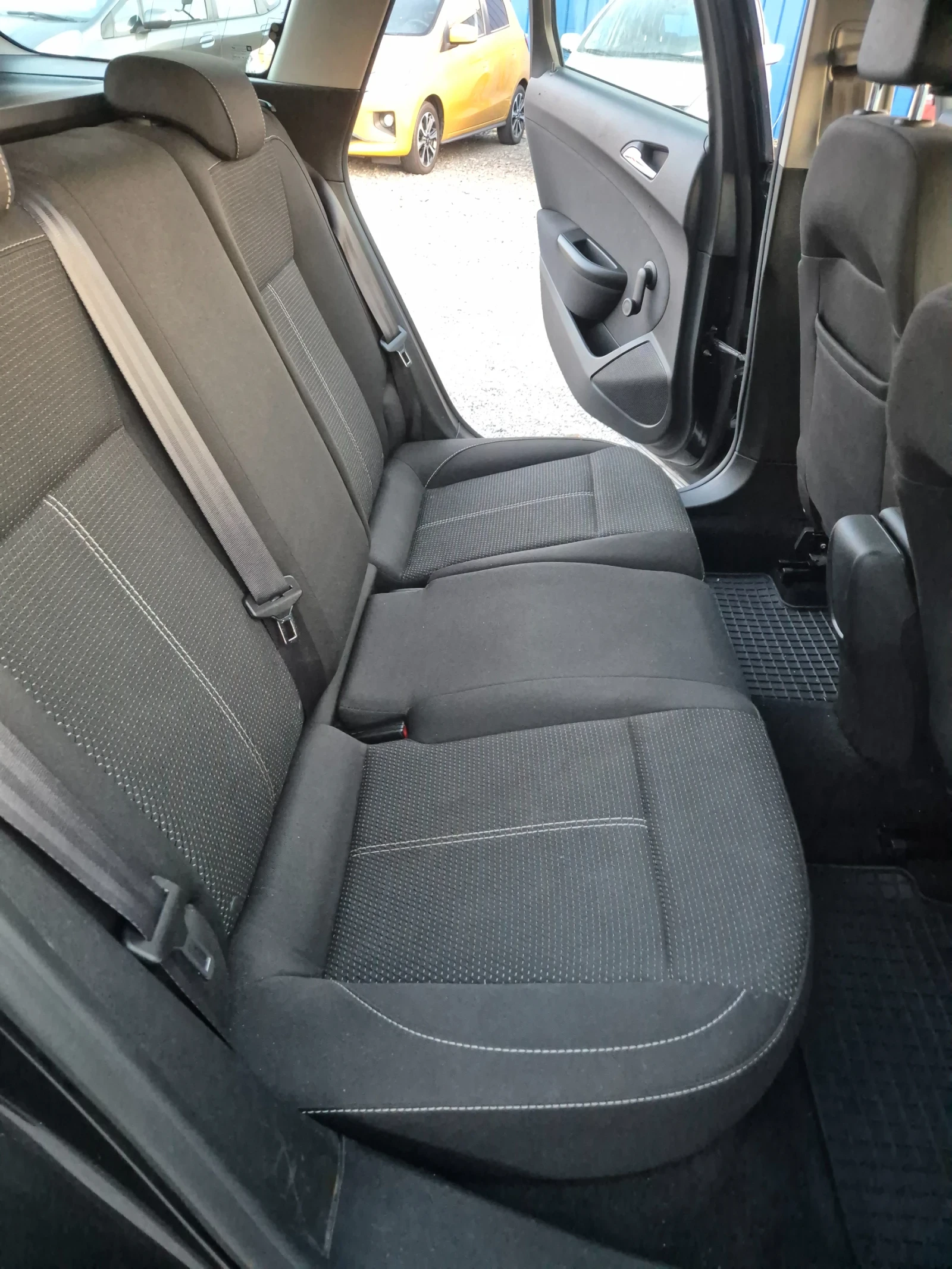 Opel Astra 2015г., снимка 10 - Автомобили и джипове - 53939078