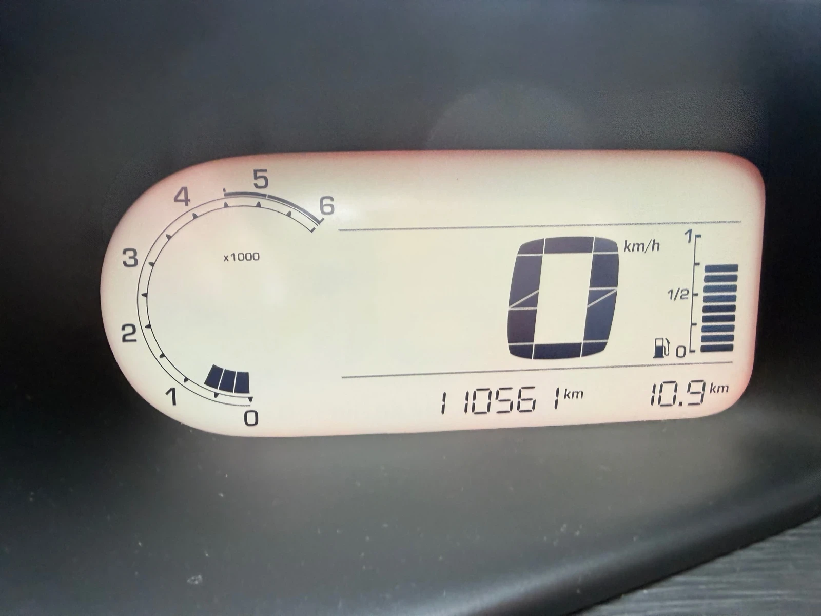 Citroen C3 Picasso 1, 6TDI-110000км.-ПървиСобственик-НОВА, снимка 16 - Автомобили и джипове - 55747117