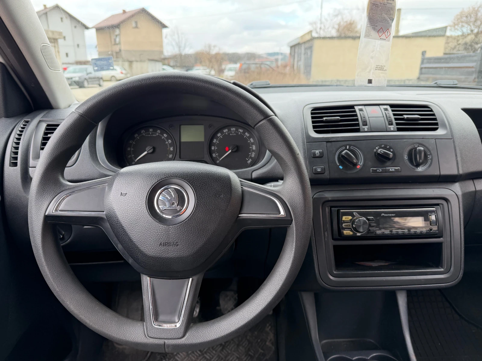 Skoda Fabia 1, 6TDI-123000км.-ПървиСобственик-НОВА, снимка 11 - Автомобили и джипове - 54014141