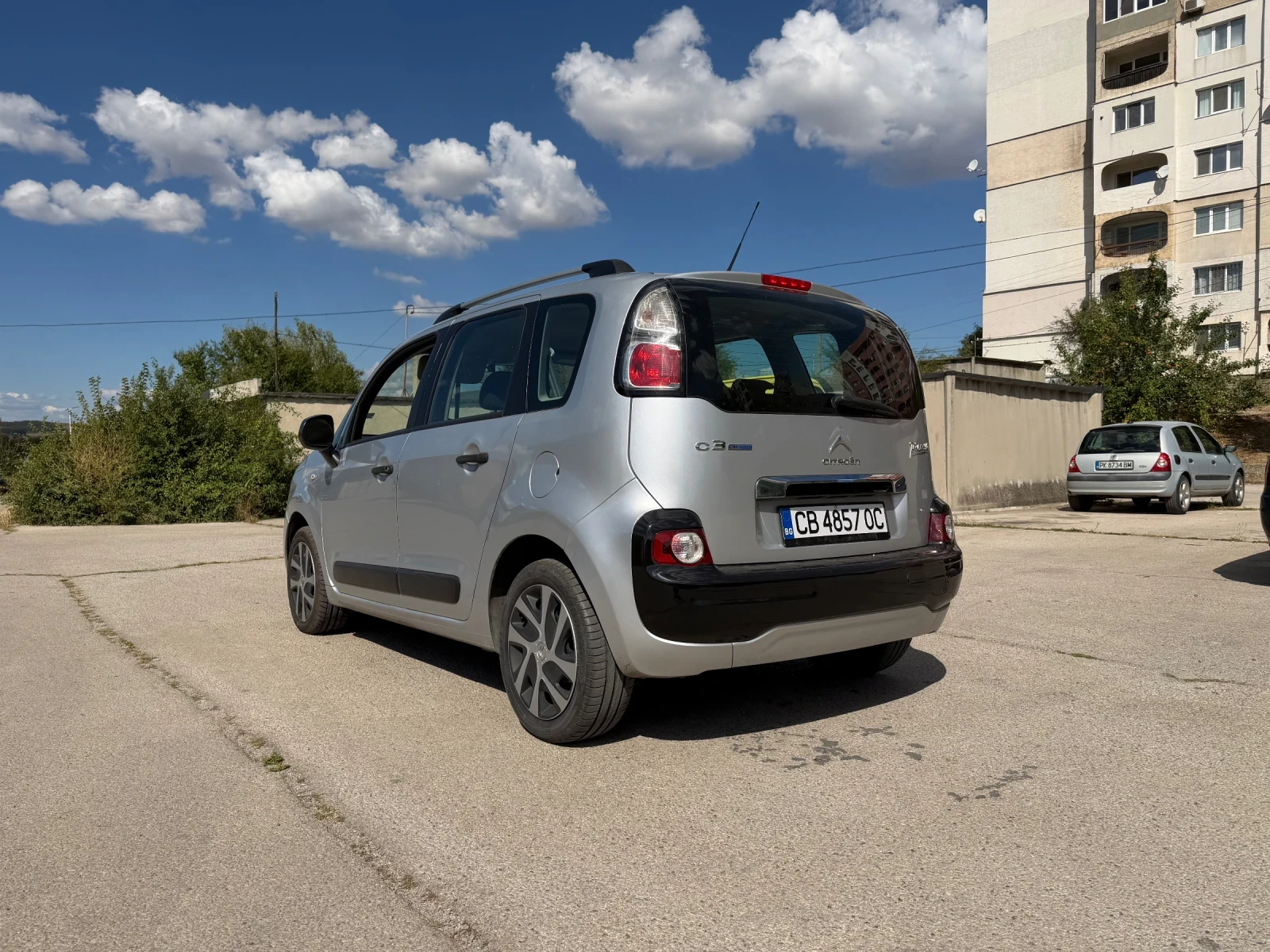 Citroen C3 Picasso 1, 6TDI-110000км.-ПървиСобственик-НОВА, снимка 11 - Автомобили и джипове - 56136320