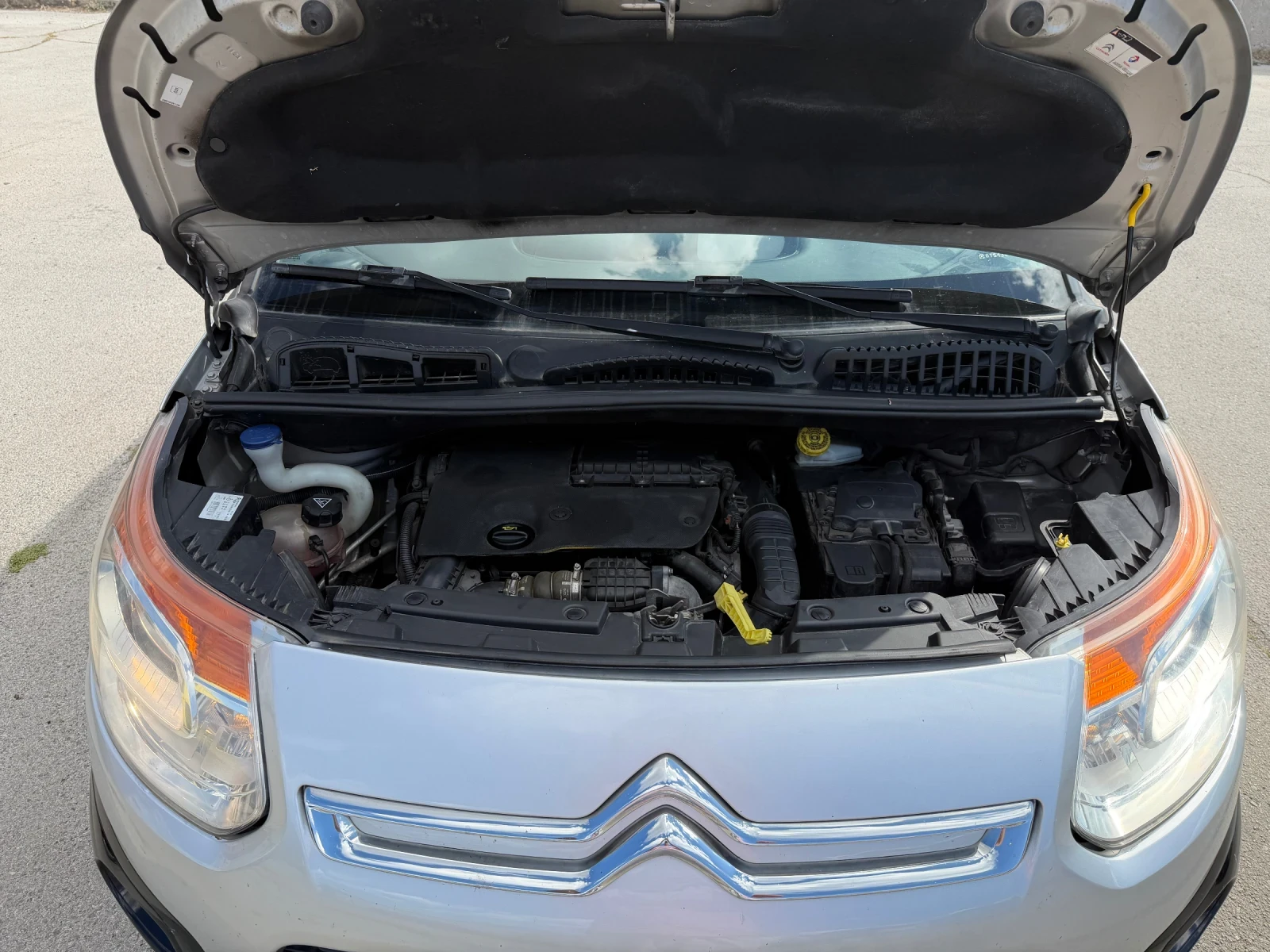 Citroen C3 Picasso 1, 6TDI-110000км.-ПървиСобственик-НОВА, снимка 15 - Автомобили и джипове - 56136320